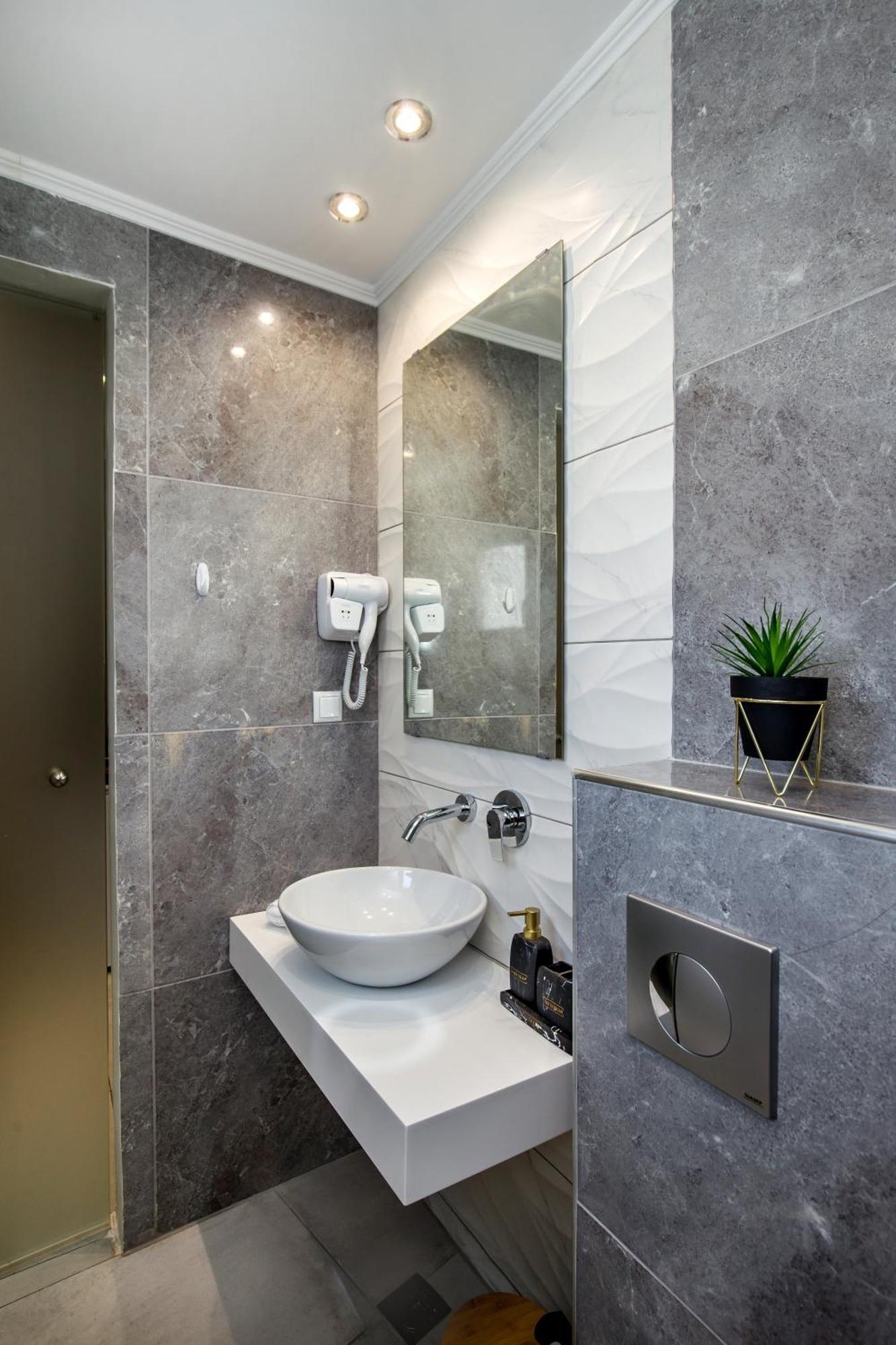 Le Vieux Quartier Apartment Лименария Екстериор снимка