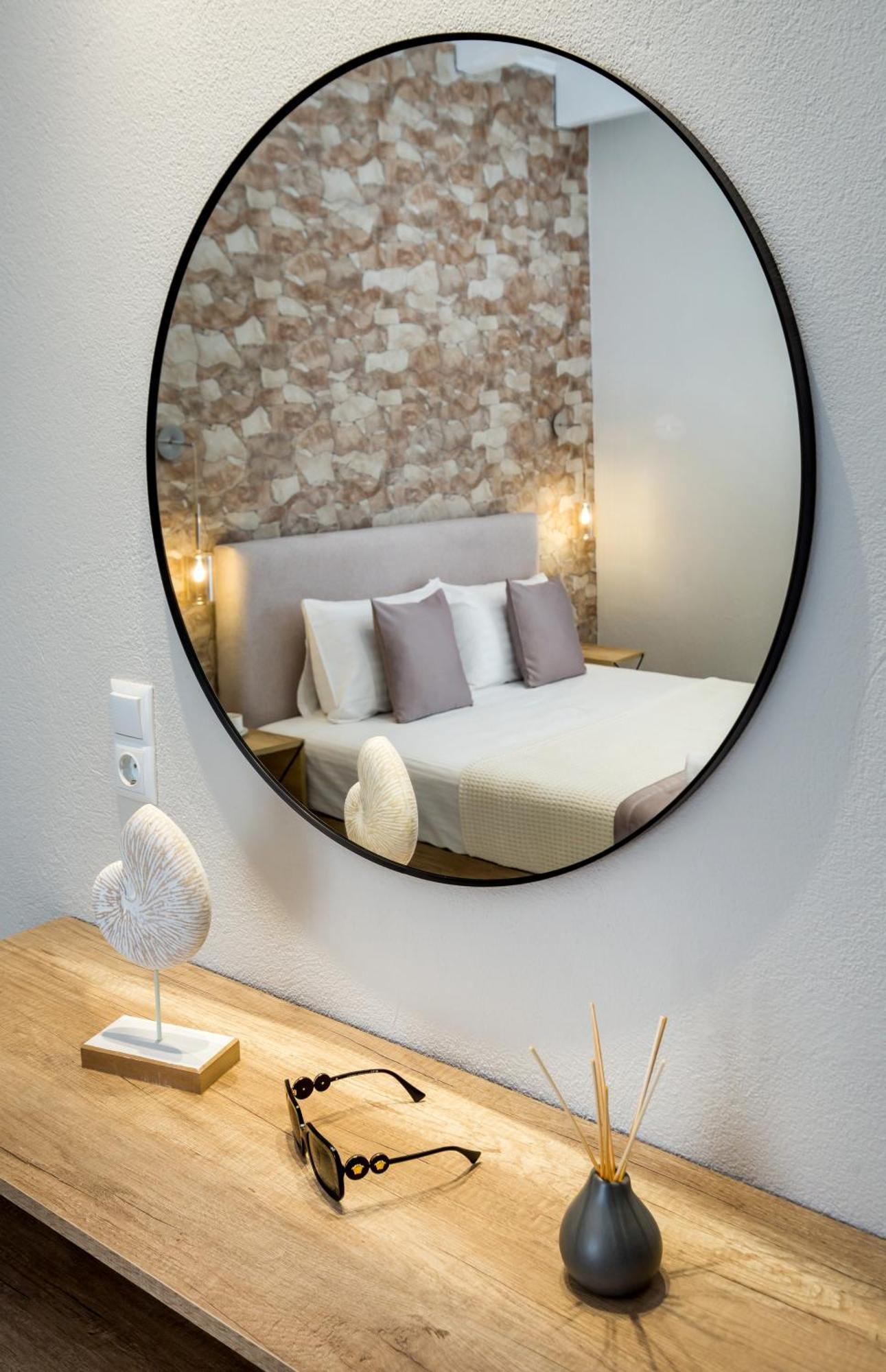 Le Vieux Quartier Apartment Лименария Екстериор снимка