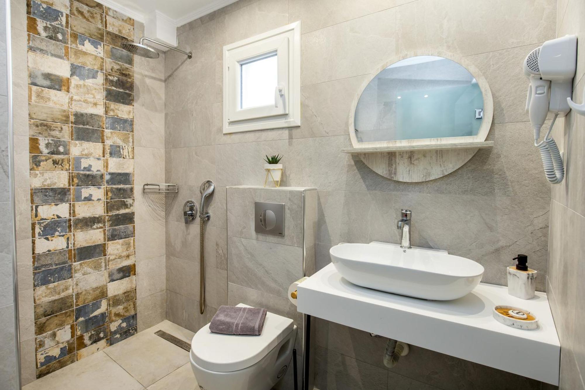 Le Vieux Quartier Apartment Лименария Екстериор снимка